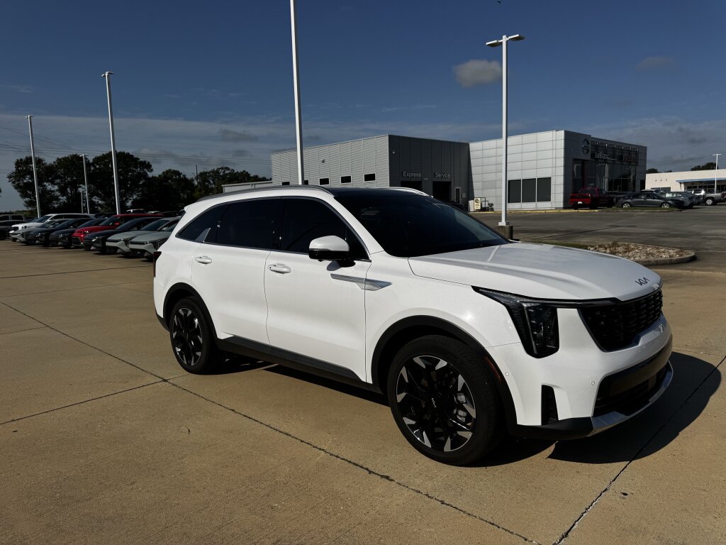 Certified 2026 Kia Sorento SX FWD image 13