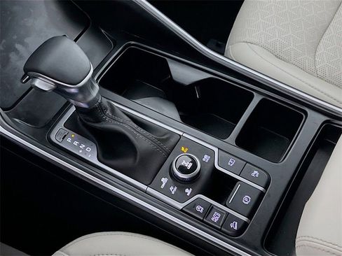 Used 2023 Kia Sorento X-Line EX image 19