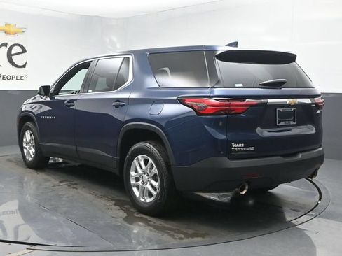 Used 2022 Chevrolet Traverse LS FWD image 38