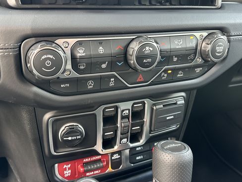 New 2026 Jeep Gladiator Mojave image 6