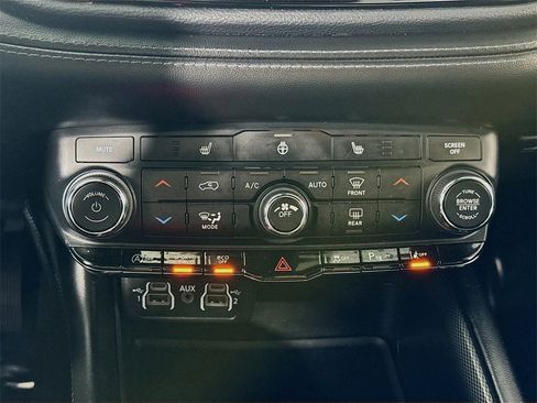 Used 2021 Dodge Durango GT image 16