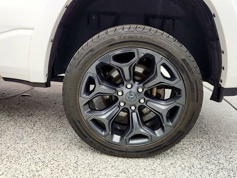 Used 2023 RAM 1500 Limited image 9
