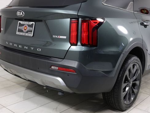 Used 2021 Kia Sorento SX Prestige AWD/4WD image 46