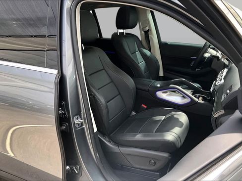 Certified 2026 Mercedes-Benz GLE 450e 4MATIC image 9
