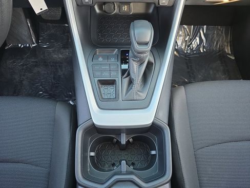Certified 2025 Toyota RAV4 LE image 17