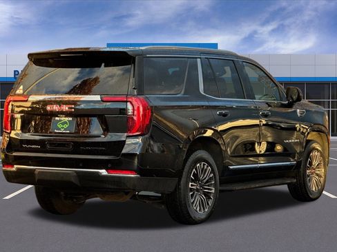 Certified 2025 GMC Yukon Elevation w/ LPO, Floor Liner Package image 4