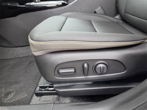 New 2026 Chevrolet Trax ACTIV w/ Sunroof Package image 21