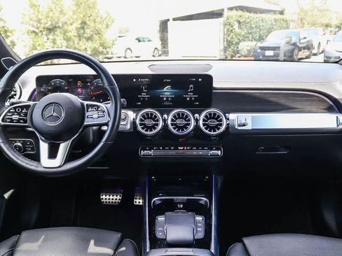 Used 2023 Mercedes-Benz GLB 250 image 16