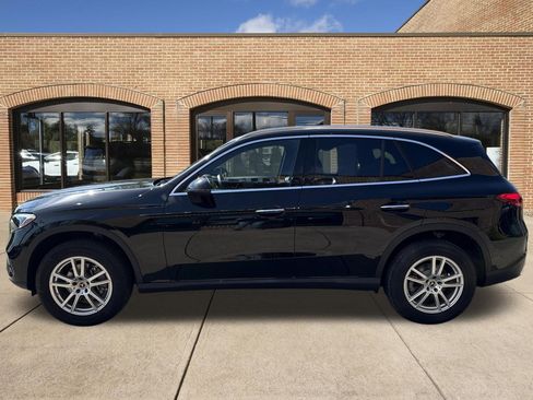 Used 2023 Mercedes-Benz GLC 300 4MATIC image 7