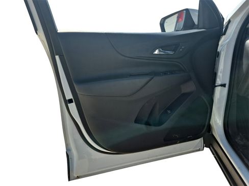 Used 2020 Chevrolet Equinox LT image 26