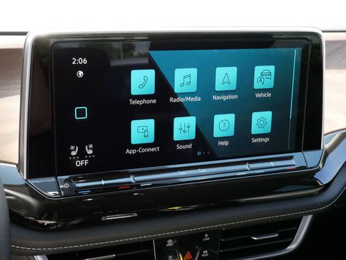 Used 2025 Volkswagen Atlas SE AWD/4WD image 22