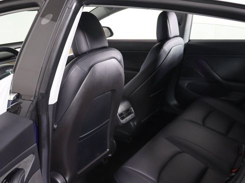 Used 2018 Tesla Model 3 Long Range image 27