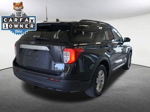 Used 2023 Ford Explorer XLT AWD/4WD image 15