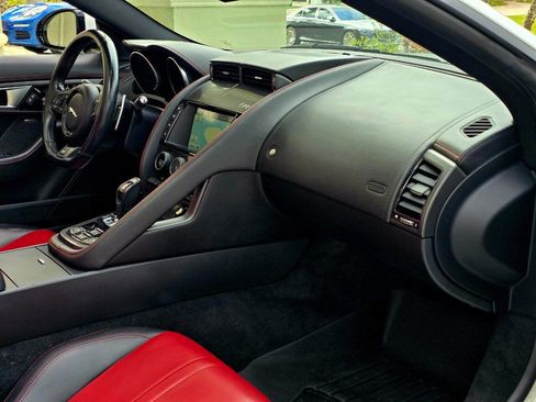 Used 2016 Jaguar F-TYPE R image 85