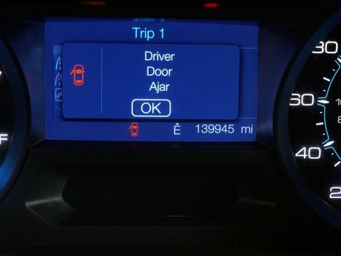 Used 2015 Ford Explorer 4WD image 25