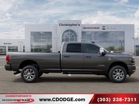 New 2026 RAM 2500 Laramie AWD/4WD image 21