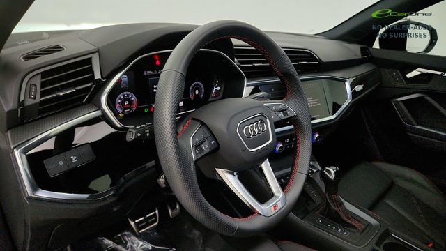 Used 2025 Audi Q3 2.0T Premium Plus w/ Premium Plus Package AWD/4WD image 47