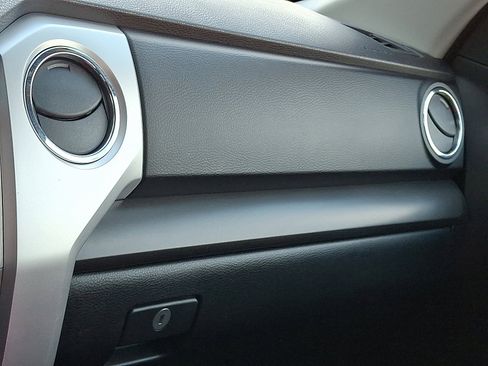 Used 2019 Toyota Tundra SR5 image 24