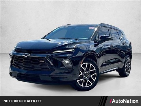 Used 2025 Chevrolet Blazer RS FWD image 1