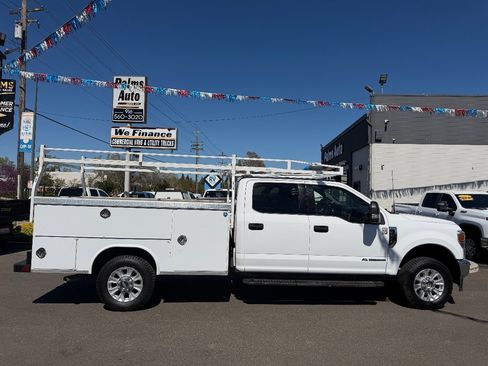Used 2021 Ford F350 XLT AWD/4WD image 10