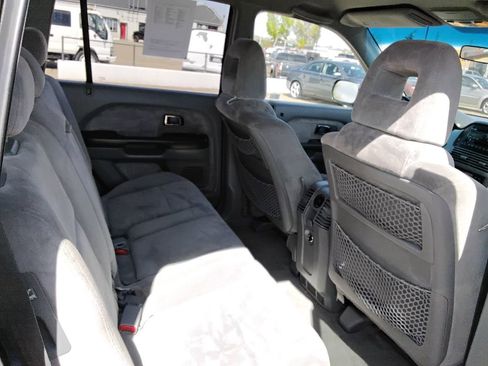 Used 2004 Honda Pilot EX image 17