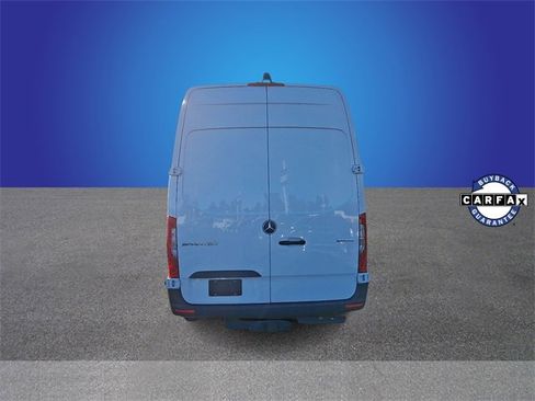 Used 2025 Mercedes-Benz Sprinter 2500 image 5