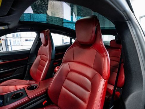 Used 2021 Porsche Taycan 4S image 35