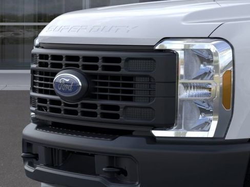 New 2026 Ford F250 XL RWD image 18