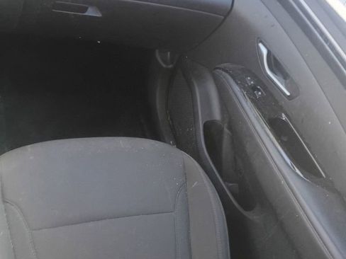 Certified 2022 Hyundai Tucson SEL w/ Convenience Package FWD image 11