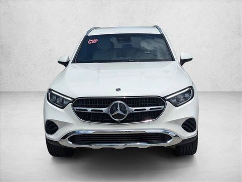 Certified 2026 Mercedes-Benz GLC 300 image 2