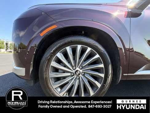 Used 2023 Hyundai Palisade Calligraphy w/ Winter Package AWD/4WD image 12