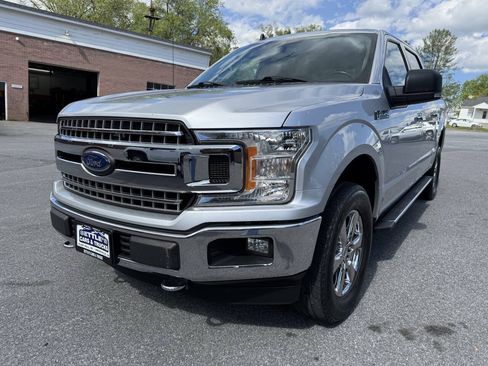 Used 2019 Ford F150 XLT w/ Equipment Group 302A Luxury AWD/4WD image 2