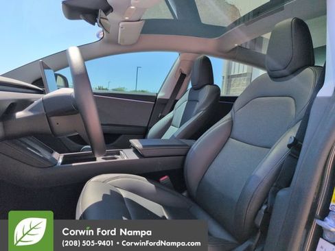 Used 2025 Tesla Model 3 Long Range RWD image 21