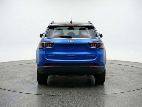 Used 2025 Jeep Compass Limited AWD/4WD image 7