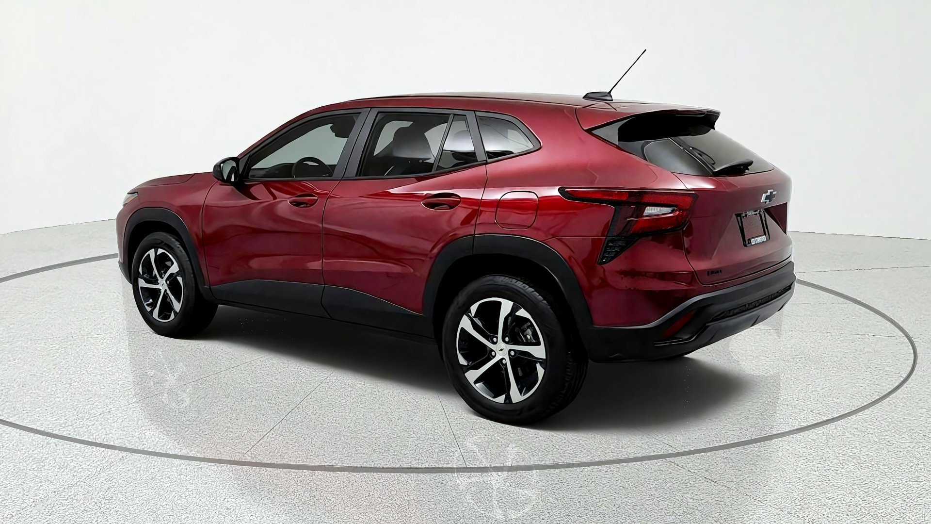 Used 2024 Chevrolet Trax RS FWD image 3