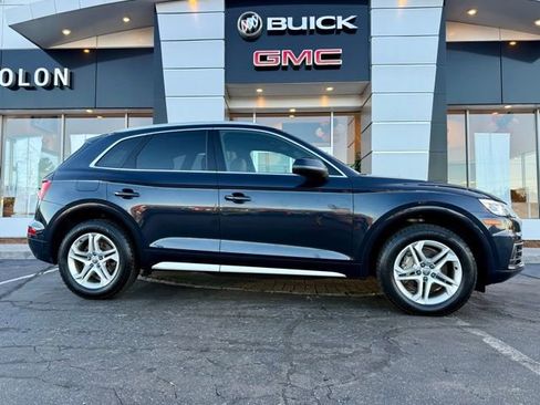 Used 2019 Audi Q5 2.0T Premium w/ Convenience Package image 1