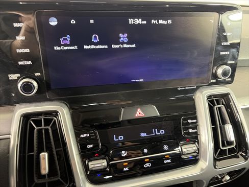 Used 2023 Kia Sorento SX AWD/4WD image 24
