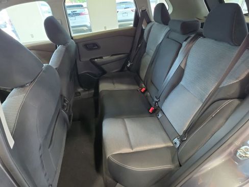 Used 2021 Nissan Rogue S AWD/4WD image 31