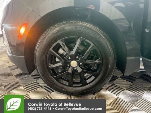 Used 2023 Chevrolet Equinox LT image 27