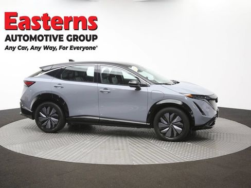 Used 2023 Nissan Ariya FWD image 46
