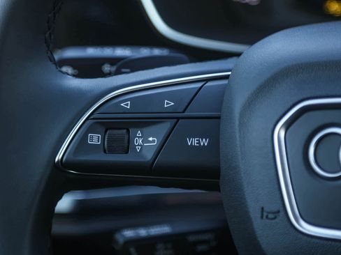 New 2025 Audi Q3 2.0T Premium image 23