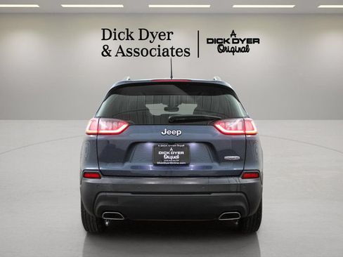 Used 2021 Jeep Cherokee Latitude Lux w/ Sun & Sound Group FWD image 12