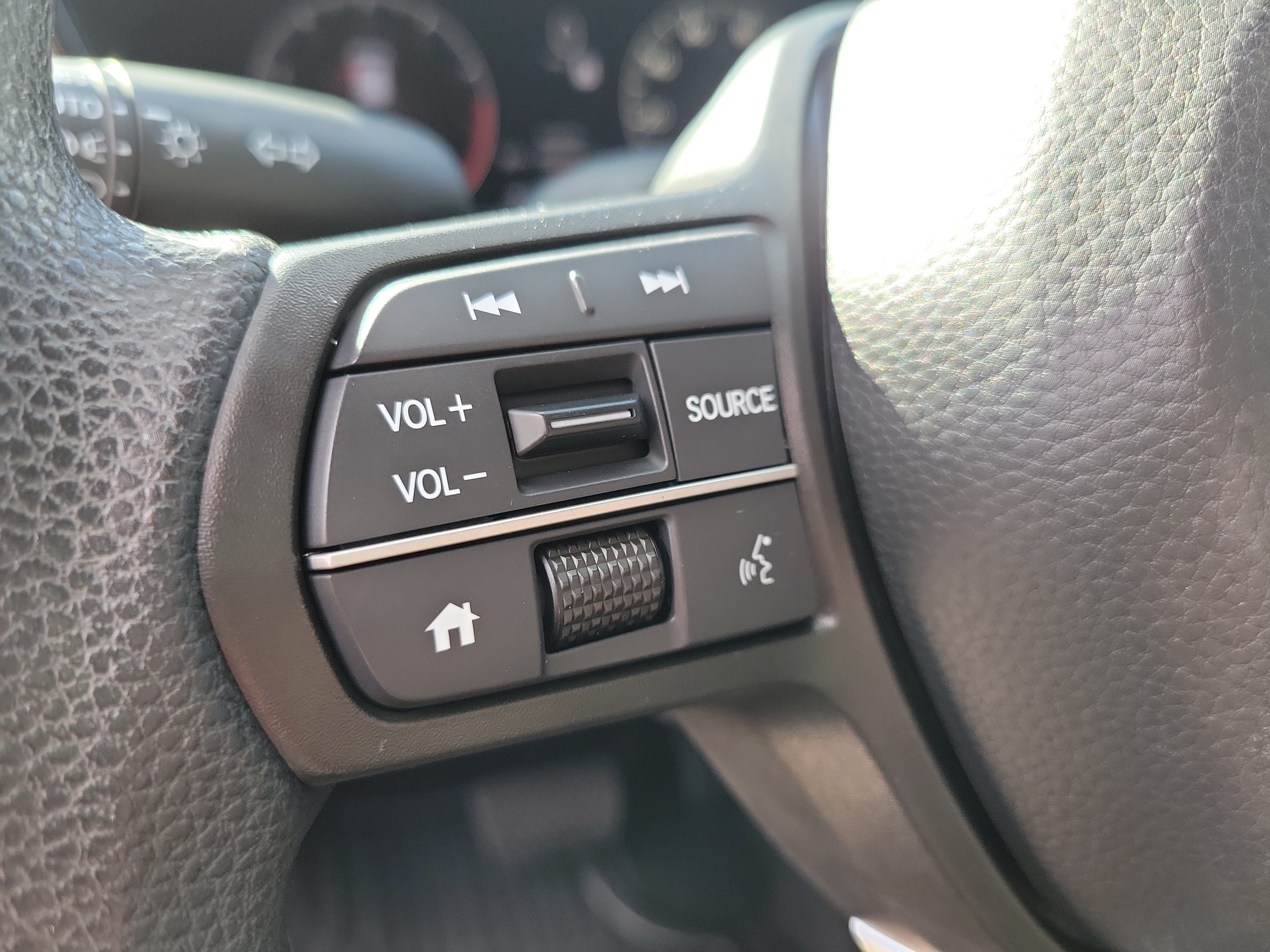 Used 2024 Honda CR-V EX image 25