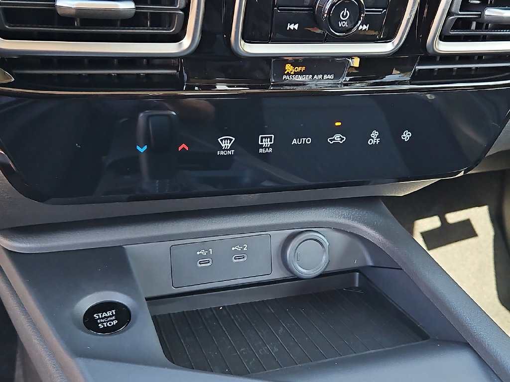 New 2027 Nissan Sentra SV w/ Floor Mat Package FWD image 15