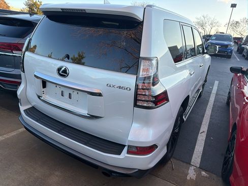 Used 2023 Lexus GX 460 Premium image 6