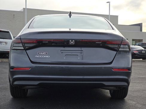 New 2025 Honda Accord LX image 15