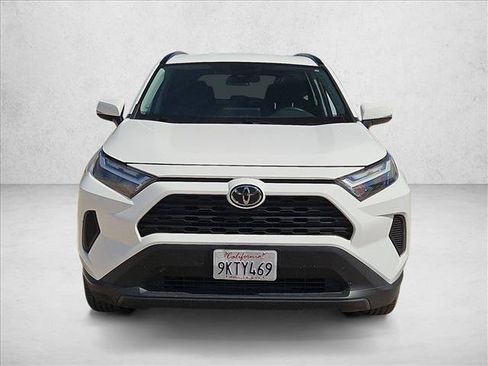 Used 2024 Toyota RAV4 XLE FWD image 2