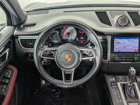 Used 2018 Porsche Macan S AWD/4WD image 14