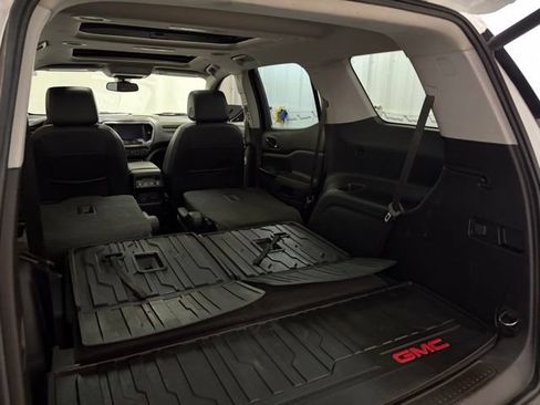 Used 2022 GMC Acadia AT4 w/ GMC Pro Grade Package AWD/4WD image 16