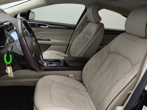 Used 2017 Ford Fusion Platinum image 17